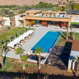 Palais Freedom : dix suites, padel, sauna, chef cuisinier