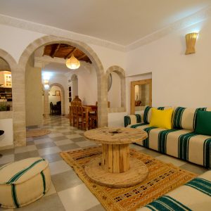 Riad L'écume Blanche
