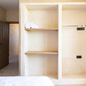Rangements en niches maçonnées de la Villa Alborán